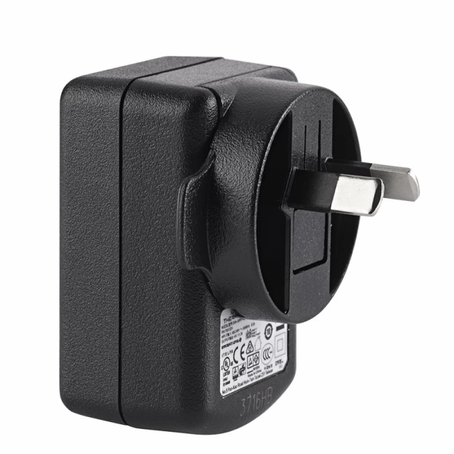 Thermic 4-Pin USB Power Adapter Fast Charging Compatible with Multiple Devices
